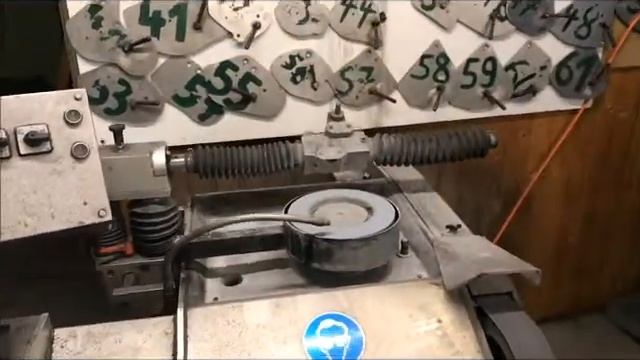 KNECHT USK 230 E Universal Grinding Machine