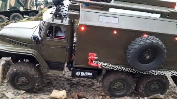 WPL B36 URAL VS WPL B24 GAZ