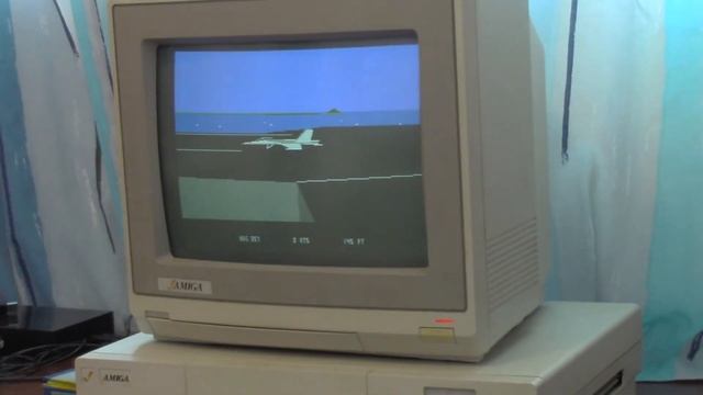 Commodore Amiga 1000 Setting up Playing Retro Games and Review - Floppy Disk Drive Games. смотреть онлайн