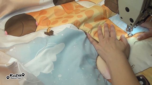 Warm round baby crawling mat Giraffe | Круглый стеганый игровой коврик для ребенка Жирафик смотреть онлайн