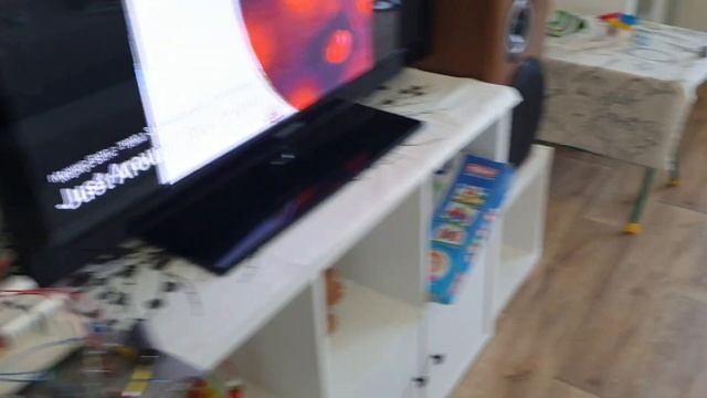 Leak Stereo 70 против лампового однотактного усилителя на 6н9с и 6п36с смотреть онлайн