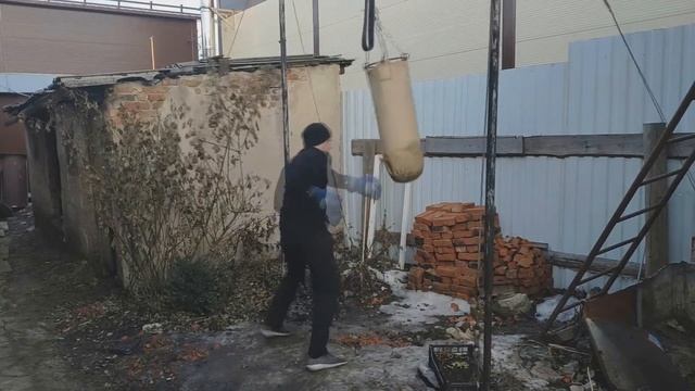 Открытие сезона тренировок на мешке смотреть онлайн