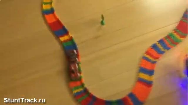 Развивающая игрушка kiddieland приятель робот смотреть онлайн