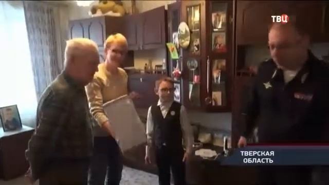 ТВ Центр # Петровка, 38, 13.01.2022 8:26_Акция "Ёлка желаний" продолжается смотреть онлайн