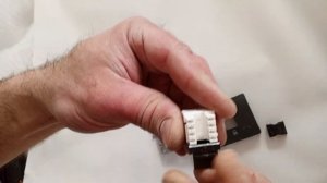 Разборка и подключение интернет розетки glossa от Schneider electric