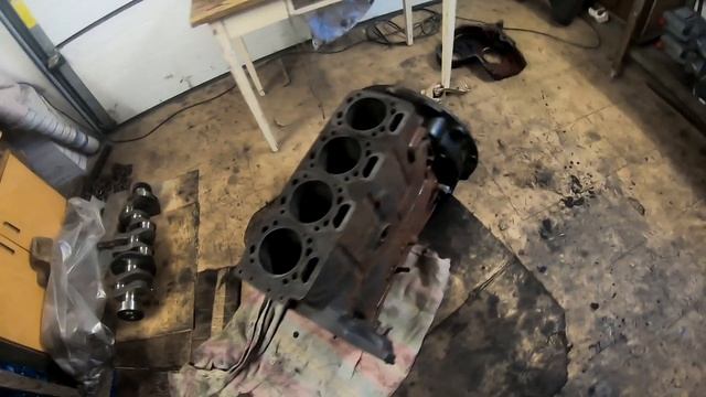 Vlog#5//Składanie rozrządu!!// Silnik MWM TD226-4 !! смотреть онлайн
