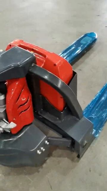 1 5T Fork Focus Li battery pallet truck overview video смотреть онлайн
