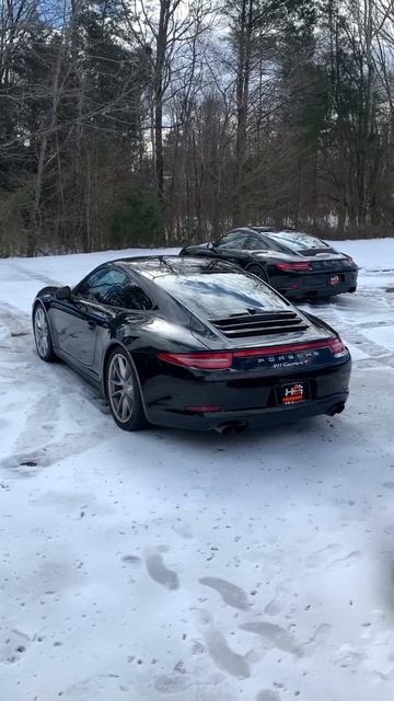 Porsche 911’s in the SNOW #shorts смотреть онлайн