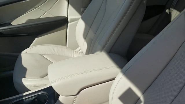 2019 Lincoln MKC Reserve (Used) - Baltic Sea Green смотреть онлайн