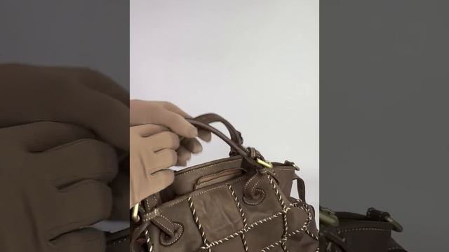 Женская коричневая сумка большого размера из натуральной кожи итальянского производства vera pelle смотреть онлайн