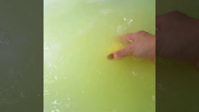 Бомбочка для ванны "Время чудес" смотреть онлайн