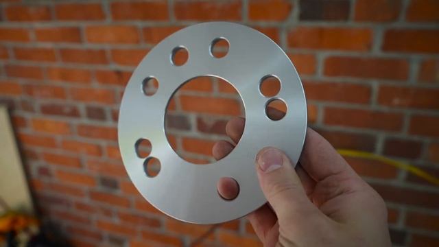 Redrilling Vintage Wheels To A Different Bolt Pattern - Chevy wheels on Volvo 240 смотреть онлайн