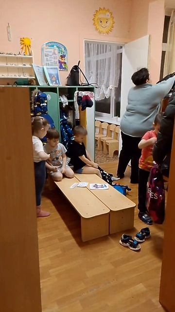1000011464.mp4 смотреть онлайн