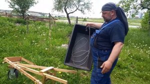 Садовая тележка за три часа из подручных материалов.