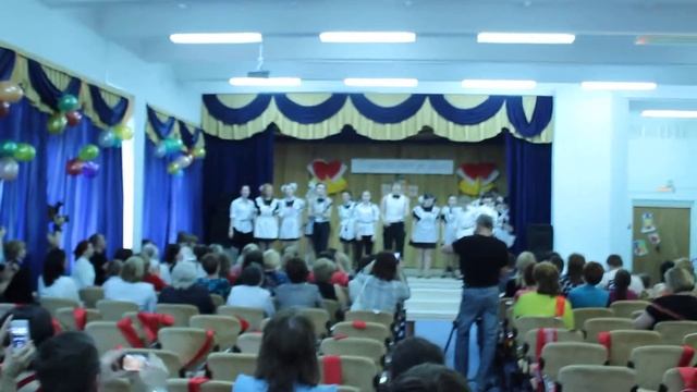 Последний звонок.Американо.11б и 11а смотреть онлайн