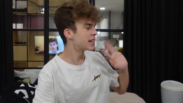 TESTUJEMY PROJEKTORY GWIAZD! 😱 *VLOGMAS* смотреть онлайн