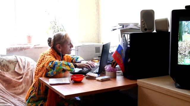 бабка матом шпарит смотреть онлайн