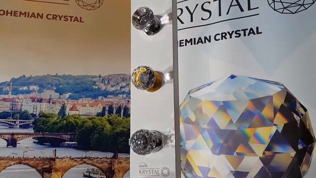 Onyx Krystal - Стенд с ручками 2 смотреть онлайн