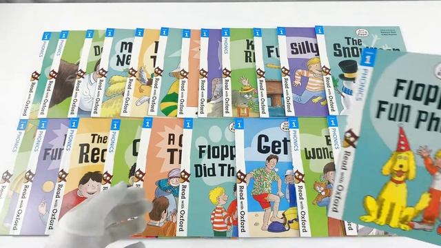 Biff, Chip And Kipper - 24 Books Collection (Read With Oxford Stage 1) смотреть онлайн