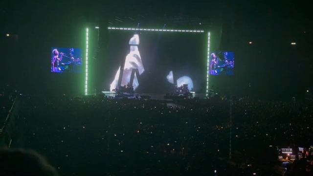 Depeche Mode - Everything Counts (Live in Berlin at Mercedes-Benz Arena 13.02.2024 4K) смотреть онлайн