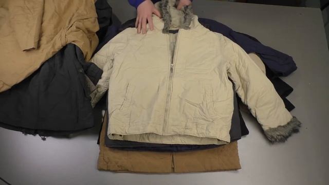 Лот 723 Куртки микс Англия экстра (11,6 кг, 18 шт, 5788 руб, 321 руб шт Распаковка / Unpacking смотреть онлайн