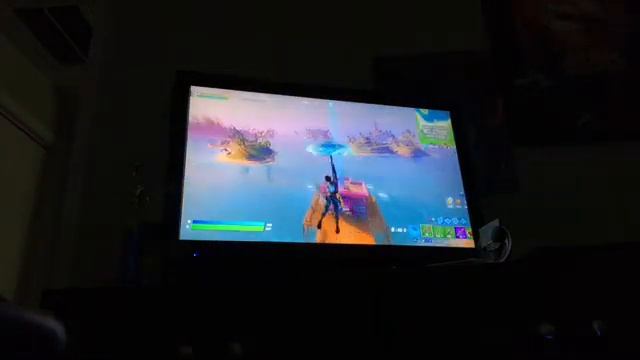 The reason why the pink dot is in the sky in Fortnite battle royale смотреть онлайн