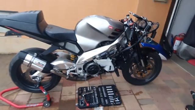 Aprilia rsv Mille 2 смотреть онлайн