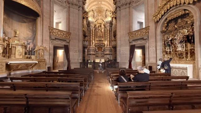 360 video: Inside Clérigos Church, Porto, Portugal смотреть онлайн