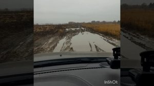 Jeep GRAND CHEROKEE WK2. Дизель. Оверлэнд.  По Грязи. Режимы Selec-Terrain Mud Rock. Осеннее поле.