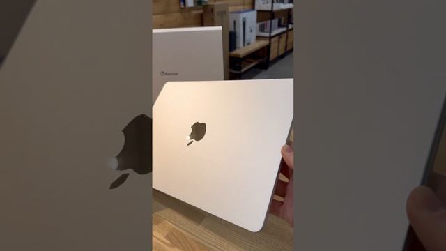 Обзор/Продажа MacBook Air 13 M2 8/256Gb Silver смотреть онлайн