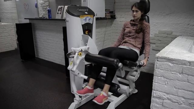 Упражнения на тренажерах по сгибанию ног в колене при болезни Бехтерева смотреть онлайн