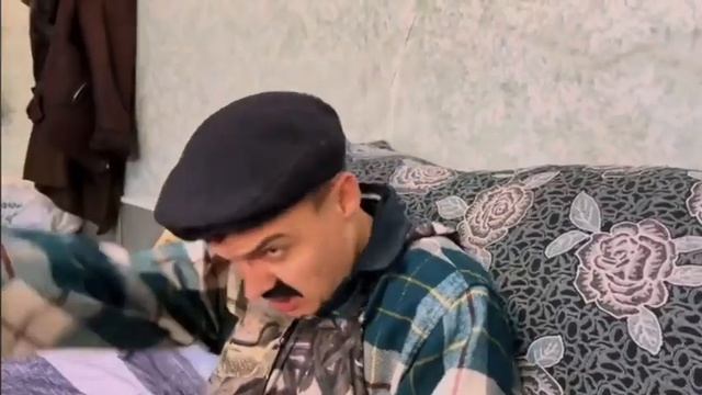 Слова дед мороза. Мешок на асфальте смотреть онлайн