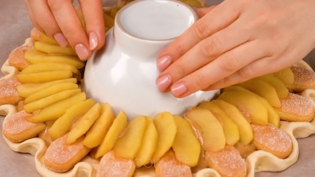 Dessert in 5 minutes! Just puff pastry and 2 apples смотреть онлайн