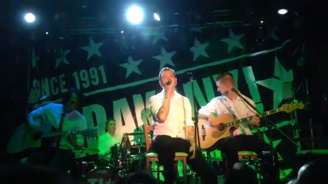 Тараканы - любовь со 101-го взгляда (acoustic) смотреть онлайн