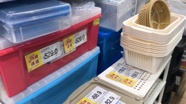 Shopping for home stuff on a budget in Hong Kong смотреть онлайн