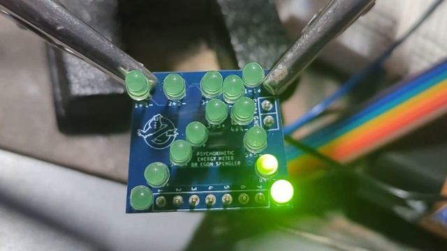 Ghostbusters PKE Meter Main Screen LED test смотреть онлайн
