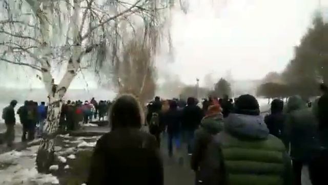 #Екатеринбург, 26.03.2017, прогулка по плотинке и в окрестностях, часть 2, длинная смотреть онлайн