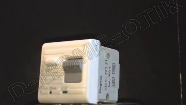 Disjoncteur Programme Mosaic - differentiel blanc reference 77531 смотреть онлайн