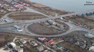 Кадры боев 24 февраля 2022  на Антоновском мосту около Херсона, Украина.