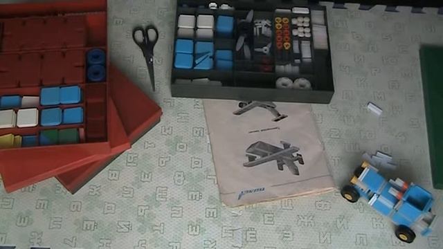 №2 Собираем транспортный самолёт из конструктора "ПОЛЁТ" (ссср) смотреть онлайн