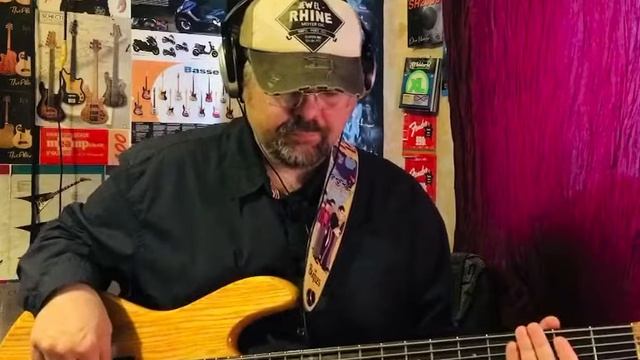 Bee Gees -"Too Much Heaven" ( bass cover) смотреть онлайн