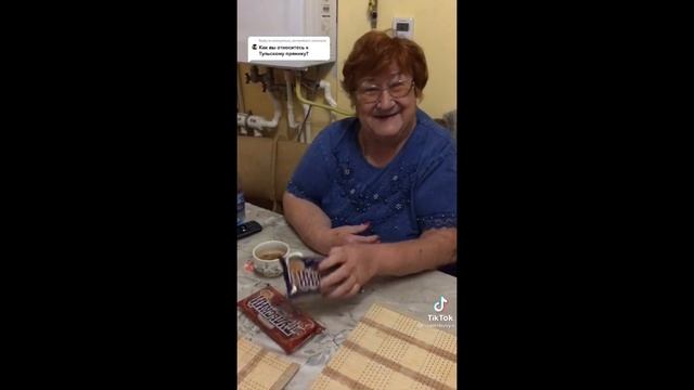 Супер Буся исправилась? / Буся перешла на сторону Анонимусов? смотреть онлайн