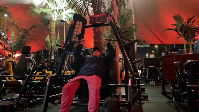 EVENTO myprotein ICON GYM | Dormimos en un hotel 0⭐️💀 смотреть онлайн