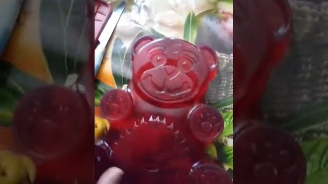 Желейний медведь ВАЛЕРА опять против всех(2) смотреть онлайн