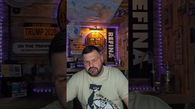 On The Trowel is live смотреть онлайн