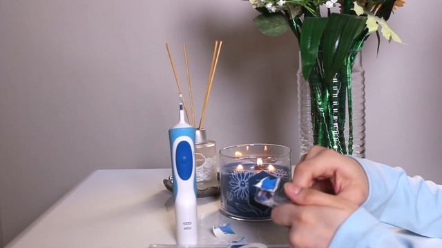 ريڤيو عن فرشة الاسنان اورل-بي من براون | Oral-B Vitality Review 🦷 смотреть онлайн