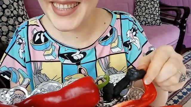 ASMR/MUKBANG -1-ая часть Сладкий перец с угольком/"NASTOLGIYA" Pepper and charcoal смотреть онлайн