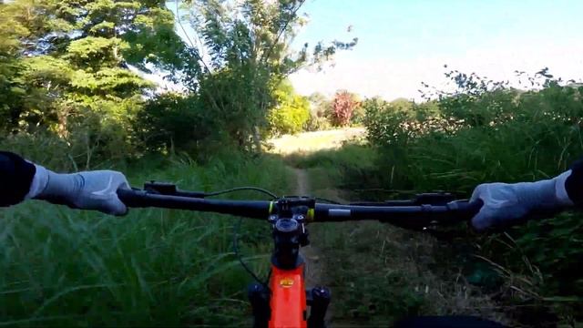 Gowes MTB XC - Blusukan Di Desa Sungai Landas Kalsel смотреть онлайн