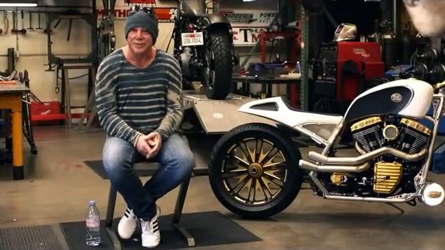 HEADLINER RU Микки Рурк лёг под нож смотреть онлайн