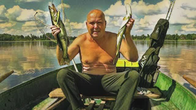 Троллинг.Случилось так ,что небо-на Селигере, было синим и бездонным